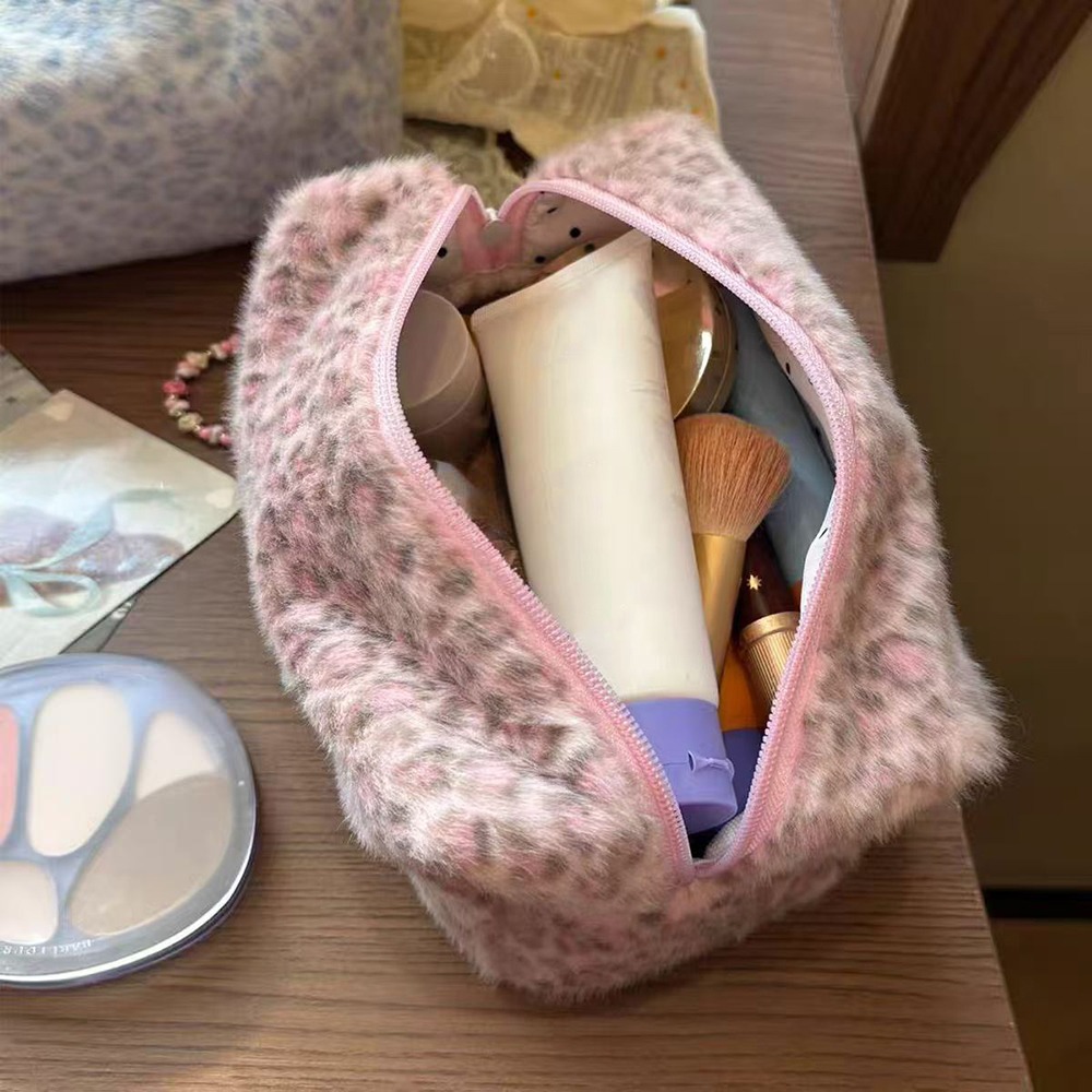 Wytrzymała, miękka kosmetyczka – Cosmetic Bags recenzja i cena