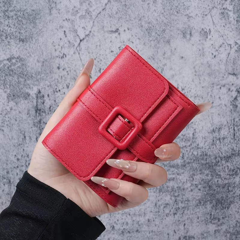 Damski, elegancki, krótki port – Wallets recenzja i cena